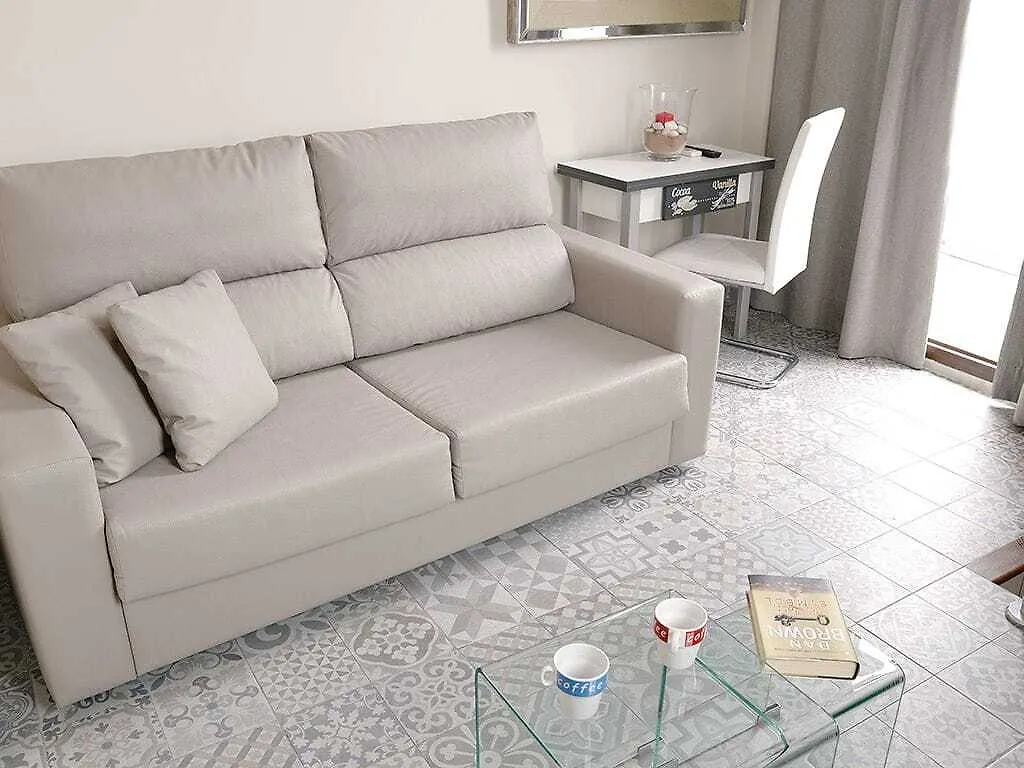 Apartamentos Mesones 18 3000 Granada 0*,  Spain